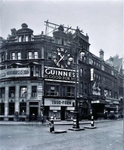 1-7 Oxford Street 1948.jpg. Click on the picture to enlarge